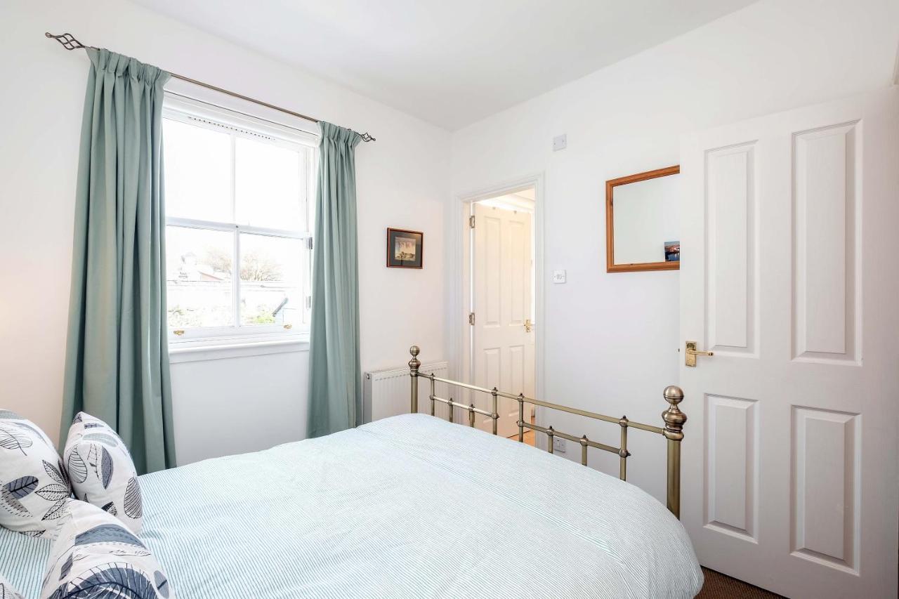 Sea Whisper- Lovely Home In Charming Village Pittenweem Kültér fotó